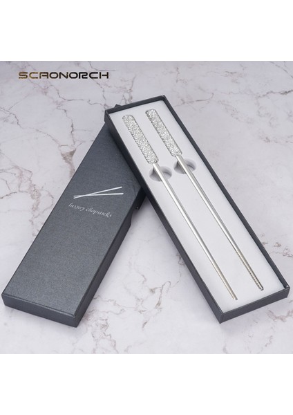 Gümüş Beyaz Kutu Sofra ile Bir Çift Paslanmaz Çelik Çubuklarını Lüks Yemek Takımı Bling Rhinestone Çubuklarını Mutfak Eşyaları Noel Hediyesi (Yurt Dışından) modelleri