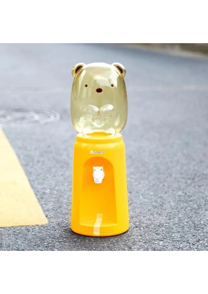 Sarı Ayı 2000 ml 2l Su Sebili Karikatür Hayvan Suyu Süt Içme Çeşmesi Masaüstü Sıcak/soğuk Su Sebili Simülasyon Su Soğutucu Hediyeler (Yurt Dışından)