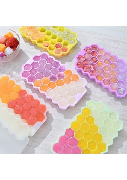 Kırmızı Yaratıcı Petek Buz Küpü Makinesi Yeniden Kullanılabilir Tepsiler Silikon Buz Küpü Kalıp Çıkarılabilir 37 Izgara Buz Kutusu Kapaklı Ücretsiz Buz Kalıbı (Yurt Dışından)