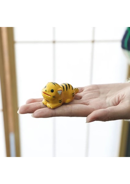 F-03 Japon Tarzı Sıraltı Seramik Hayvanlar Çubuk Tutucu Sofra Restoran Basit Oval Kaşık Braketi Gereçler Mutfak Için (Yurt Dışından) indirimleri