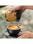 Mavi 450ML 450ML Kahve Latte Bardağı 304 Paslanmaz Çelik Süt Tankı Sivri Ağız Kalınlaşmış Süt Köpüğü Bardak Deri Kılıf Kahve Fincanı Barista Aracı (Yurt Dışından) 4