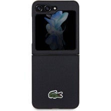 Lacoste Galaxy Z Flip 5 Kılıf Lacoste Orjinal Lisanslı Pu Pike Desenli Yüzey Ikonik Timsah Logolu Siyah