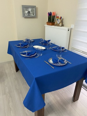 Zeren Home Sıvı Geçirmez Keten Dertsiz Masa Örtüsü Saks Mavi