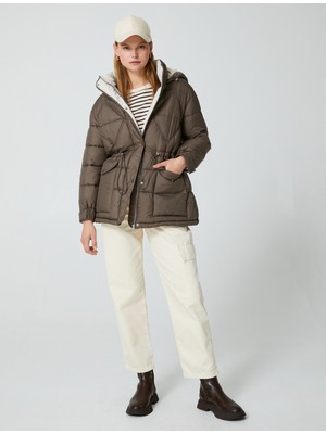 Koton Şişme Mont Kapüşonlu Fermuarlı Cepli Beli Bağlamalı