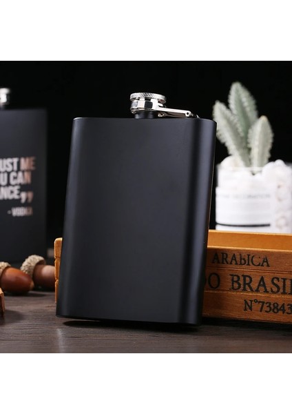Tasarım A 8 Oz Ons Siyah Mat Metal Hediye Paslanmaz Çelik Cep Şişesi Flagon Alkol Şişesi Viski Votka Lazer Kazınmış Logo Özel Yapılmış (Yurt Dışından) indirimleri