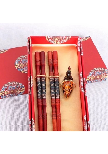 Stil 8 Ahşap Yemek Çubuğu 2 Çift Tutuculu Çin Özellikleri Çin Işleri En Iyi Hediyeyi Sunuyor Yemek Çubukları Hatıra (Yurt Dışından)
