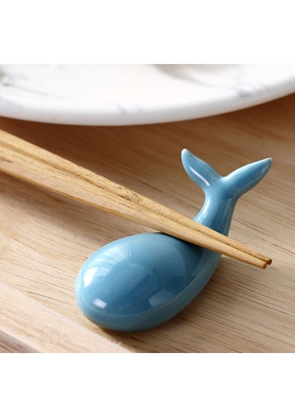 Sebze 7 4 Renk Mevcuttur Sevimli Balina Şekilli Yemek Çubukları Tutucu Dayanıklı Seramik Ev Kaşık Çatal Tutucu Standı Ev Masa Dekorasyonu (Yurt Dışından) fırsatları