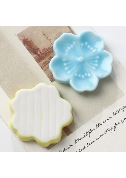 Koyu Mavi Yeni Sevimli Renkli Seramik Çubuk Tutucu Sakura Çiçekleri Kaşık Çatal Çubuk Dinlenme Sofra Standı Mutfak Yemek Aksesuarları (Yurt Dışından) fırsatları