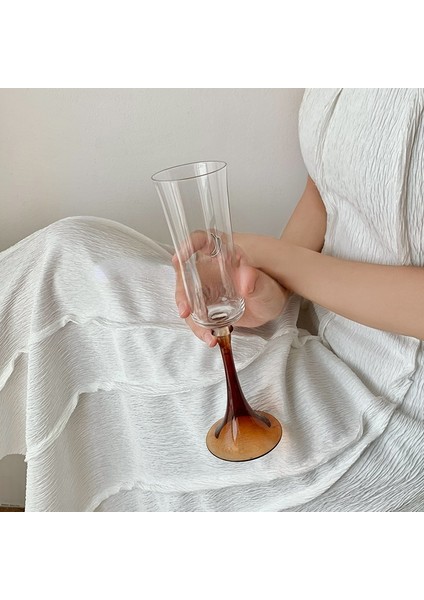 Kadeh - Stil B Retro Yüksek Ayaklı Kokteyl Camı Niş Şampanya Ins Rüzgar Tatlı Kırmızı Şarap Kadehi Için Yüksek Görünüm Düzeyinde Cam Bardaklar (Yurt Dışından)