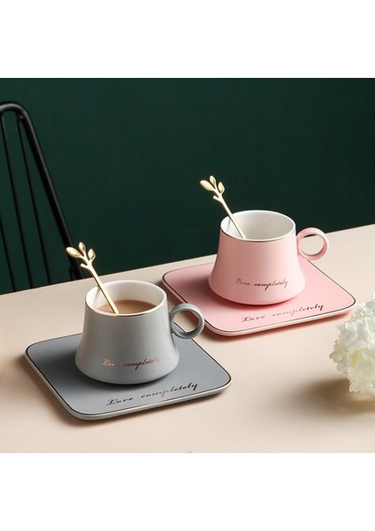 180ML 180ML Mektup Seramik Latte Kahve Fincanı Tabağı ve Kaşık ile Kişiselleştirilmiş Çay Bardağı Seti Iskandinav Ev Mutfak Ofis Parti Drinkware (Yurt Dışından) modelleri