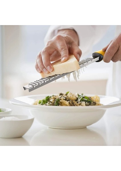 Gümüş Narenciye Limon Zester ve Peynir Rendesi, Zencefil, Limon, Peynir, Zencefil, Sarımsak, Narenciye, Keskin Paslanmaz Çelik Bıçak Için Mutfak Aleti (Yurt Dışından) fırsatları