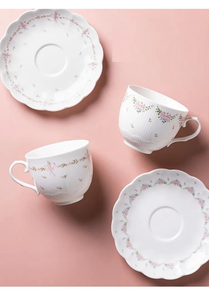 Gül Deseni Klasik Kahve Takımları Avrupa Tarzı Yaratıcı Tasarım Seramik Kahve Fincanı ve Tabağı 250 ml Çay Takımları (Yurt Dışından)
