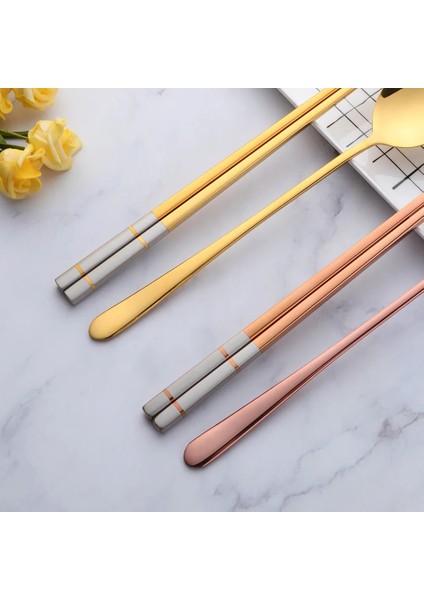 1 Takım 1/4 Takım Kore Çubuklarını Kaşık Paslanmaz Çelik Yetişkin Çatal Bıçak Takımı Suşi Kaymaz Uzun Saplı Çubuklarını Yemek Kaşığı Seti Araçları (Yurt Dışından) indirimleri