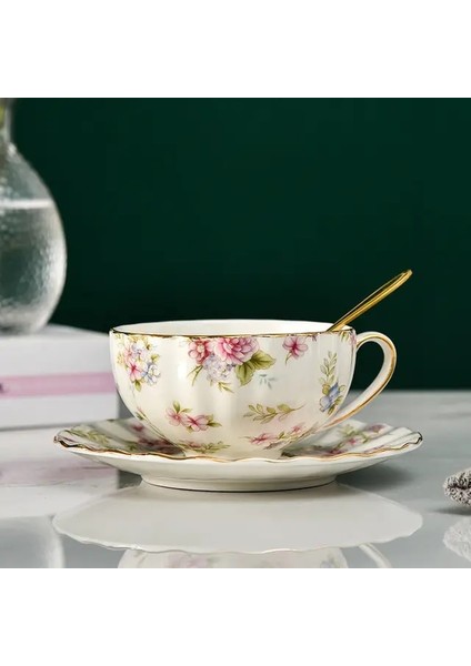 1 Adet Stil E 220 ml Ldyllic Çiçekler Çay Seti Seramik Kahve Fincanı Takım Elbise Ingiliz Tarzı Yüksek Dereceli Kemik Çini Altın Kenar Çay Bardağı ve Tabağı Bir Kaşıkla (Yurt Dışından)