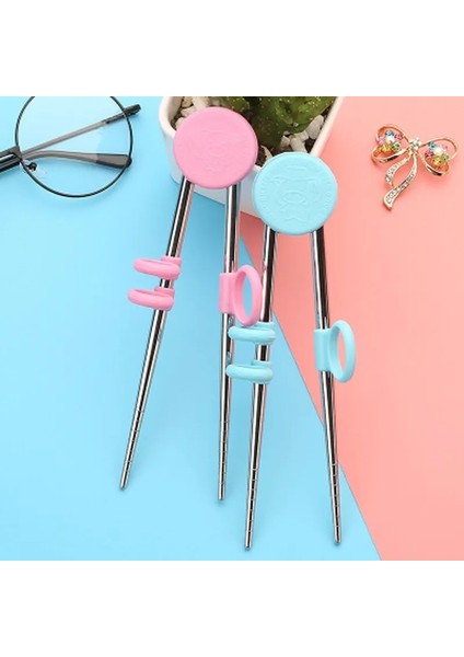 Çocuk Aydınlanması Için Bir Öğrenme Eğitimi Yemek Çubukları Paslanmaz Çelik Yemek Çubukları Sevimli Domuz (Yurt Dışından) modelleri