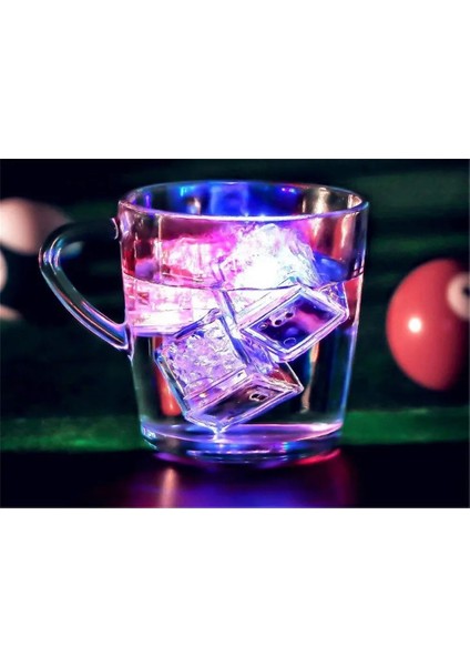 6 Adet Yeşil Su Geçirmez LED Buz Küpü Çok Renkli Yanıp Sönen Karanlıkta Parlayan Işık Bar Club Için Içme Partisi Şarap Dekorasyonu (Yurt Dışından)