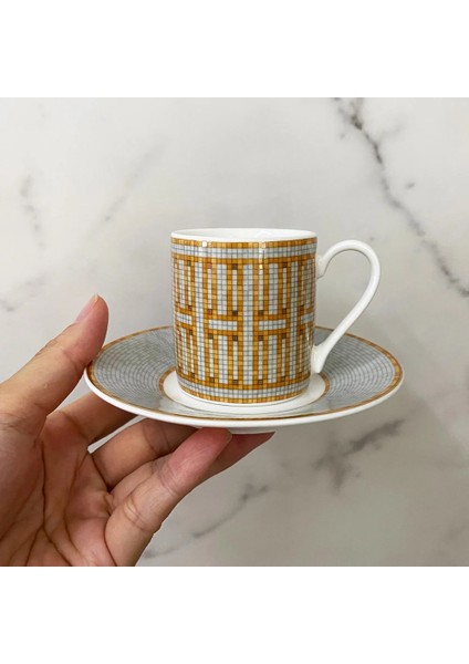 Stil 10 Altın 6 Adet Türk Espresso Bardak Tabakları ile Seramik Bardak Seti Siyah Çay Kahve Mutfak Parti Içecek Eşyası Ev Dekor Hediyeler (Yurt Dışından)