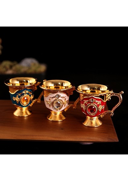 No.3 1 Adet Yeni Avrupa Tarzı Yaratıcı Retro Likör Bardağı Kolu Bardak Metal Zanaat Hediye Ev Dekorasyon Çay Bardağı Kahve Fincanı Sevimli Fincan (Yurt Dışından) fırsatları