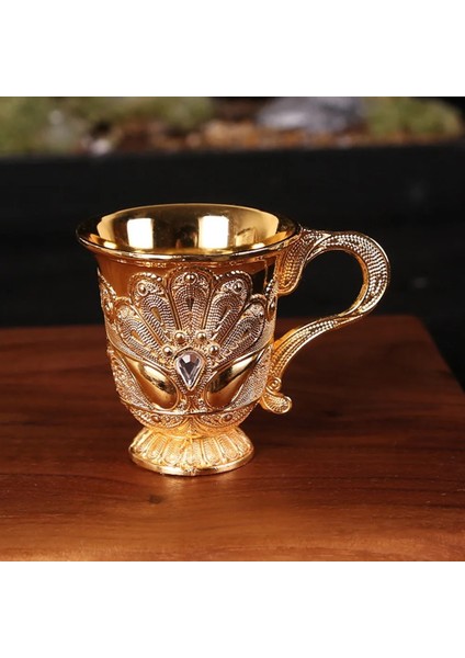 14 30ML Mini Şarap Bardağı Alüminyum Alaşım Sahte Antika Retro Oyma Kadeh Altın Avrupa Tarzı Ev Bar Vintage Dekor Yaratıcı Hediye (Yurt Dışından)