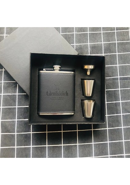 Set Sıcak Satış Bpa Ücretsiz 7 Oz Viski Künye Viski Votka Flagon 304 Paslanmaz Çelik Alkol Likör Cep Şişesi Festivali Hediye Kutusu Seti (Yurt Dışından)