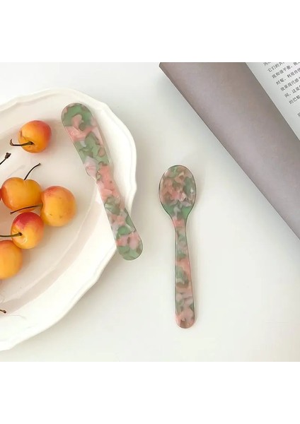 Bir Fransız Vintage Narin Desen Plastik Tatlı Kaşığı Reçel Tereyağı Bıçağı Çatal Sofra Sevimli Kaşık ve Çatal Seti (Yurt Dışından) indirimleri