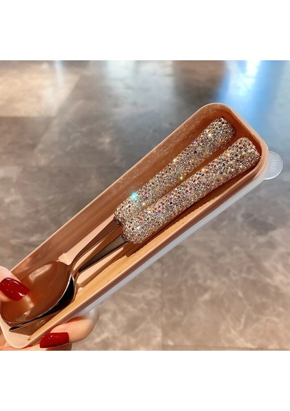 Beyaz Köpüklü Elmas Kaşık ve Çatal Seti 304 Paslanmaz Çelik Çatal Çevre Dostu Çatal Bıçak Kaşık Seti Sofra Sofra Takımı Porselen Yemek Seti Yemek Takımı (Yurt Dışından) fiyatları