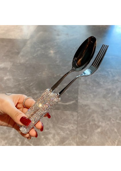 Beyaz Köpüklü Elmas Kaşık ve Çatal Seti 304 Paslanmaz Çelik Çatal Çevre Dostu Çatal Bıçak Kaşık Seti Sofra Sofra Takımı Porselen Yemek Seti Yemek Takımı (Yurt Dışından) modelleri