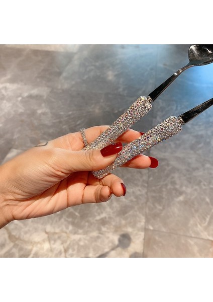 Beyaz Köpüklü Elmas Kaşık ve Çatal Seti 304 Paslanmaz Çelik Çatal Çevre Dostu Çatal Bıçak Kaşık Seti Sofra Sofra Takımı Porselen Yemek Seti Yemek Takımı (Yurt Dışından) fırsatları