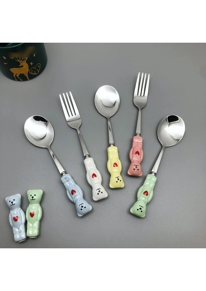 Mavi Kaşık Yeni Sevimli Ayı Kaşık Çatal Seramik Tatlı Süt Meyve Salatası Kaşık Karikatür Sofra Takımı Çocuk Çatal Bıçak Takımı Sofra Okul Piknik Yemek Takımı (Yurt Dışından) modelleri