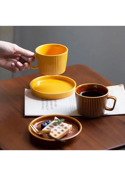 2pcs-Sarı 250ML Avrupa Tarzı Kahve Fincanları ve Tabak Seramik Set Retro Zarif Ikindi Çayı Seramik Bardak Kahvaltı Süt Kupa ve Tabak Seti (Yurt Dışından)