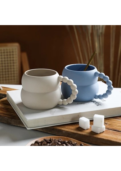 Bej 250 ml Iskandinav Yaratıcı Seramik Sevimli Kahve Kupa El Yapımı Sanat Ev Dekor Kahvaltı Süt Çay Bardağı Drinkware Kişiselleştirilmiş Anne Veya Çift Hediye (Yurt Dışından)