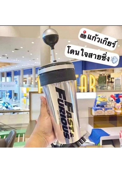 Donuk 650ML 650ML Hızlı ve Öfkeli 9 Film Pipetli ve Kapaklı Su Bardağı Rocker Vites Tarzı Su Bardağı Kapaklı Su Bardağı Yaratıcı Hediye (Yurt Dışından)