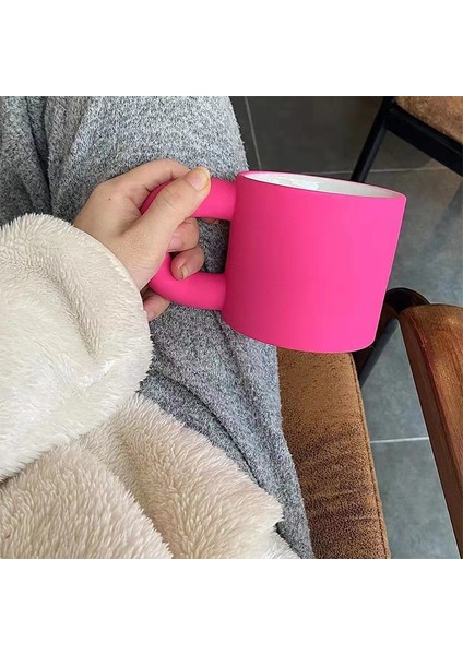 Pembe Ins Seramik Kulplu Kupa Iskandinav Pembe Kahve Çay Suyu Süt Kupası Ev Ofis Basit Drinkware Doğum Günü Hediyesi Kız Arkadaşı Çocuklar Için (Yurt Dışından) indirimleri