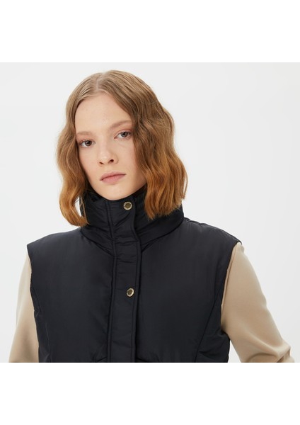 Kadın Siyah Standart Fıt Yelek 37J010T.0TB indirimleri