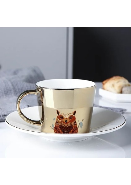 Altın Baykuş 90 ml Yaratıcı At Anamorfik Fincan Ayna Yansıma Fincan Sinek Kuşu Kupa Kahve Çay Seti Coaster ile 90 ML-220 ml Su Şişesi (Yurt Dışından)