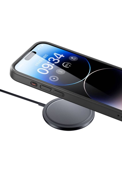 iPhone 15 Kılıf Magsafe Şarj Özellikli Benks Mist Protective Kapak Siyah