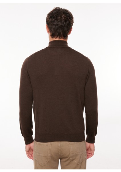 Fermuarlı Yaka Slim Fit Kahve Erkek Kazak 61101130 indirimleri