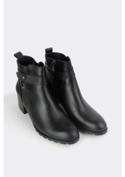 Deri Topuklu Kadın Bot 074K23K11025 fiyatları