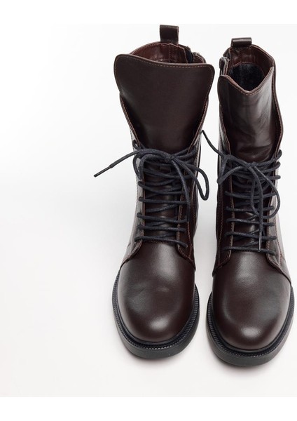 Deri Uzun Kadın Bot modelleri