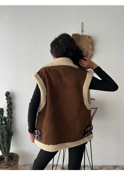 Amber İçi Kürklü Süet Yelek modelleri