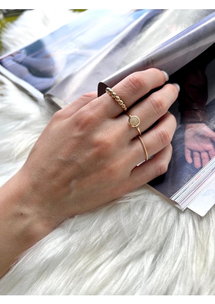 14 Ayar Altın Yaprak Motifli Yüzük KRS143-14GRZ modelleri