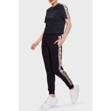 Guess Britney Kadın Pamuklu Cepli Regular Fit Jogger Pantolon Renkli Tasarım ile Şık