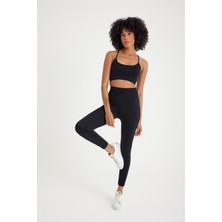 Sırt Detaylı Destekli Spor Sütyeni ve Push Up Toparlayıcı Tayt Takım