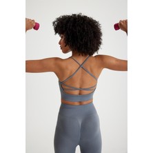 Sırt Detaylı Destekli Spor Sütyeni ve Push Up Toparlayıcı Tayt Takım