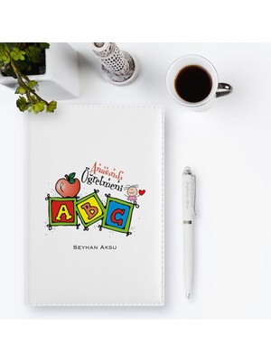 BK Kişiye Özel Anasınıfı Öğretmeni 2023 Deri Ajanda & Kalem Hediye Seti - 1