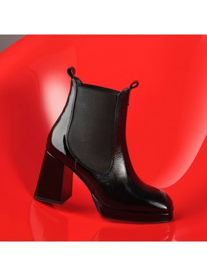 Desa Rosemary Siyah Kadın Lastikli Topuklu Deri Bot