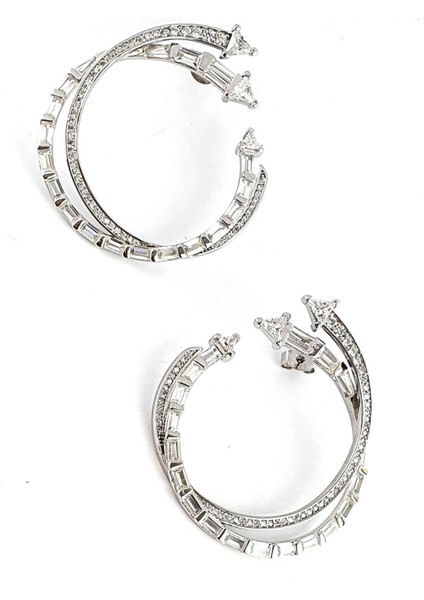 Pırlanta Parlaklığında Zirkon Taşlı 925ayar Gümüş İtalyan Tasarımı Şık Exclusive Küpe fiyatları