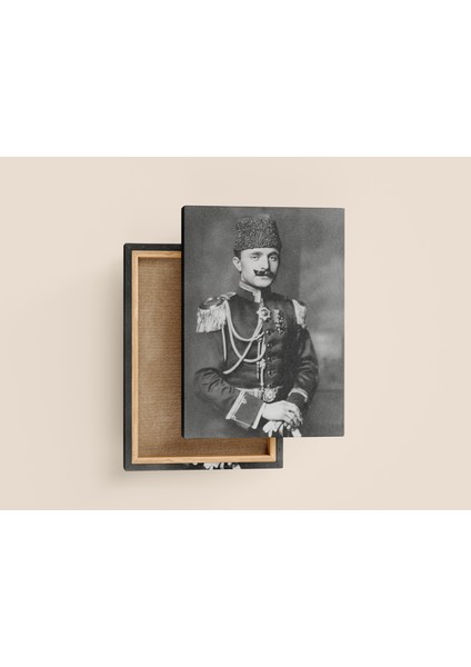 Enver Paşa 70 x 100 Kanvas Tablo