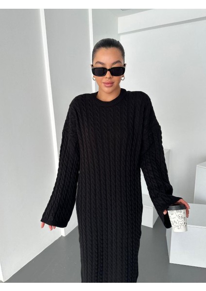 Siyah Bisiklet Yaka Örgü Desen Uzun Triko Elbise