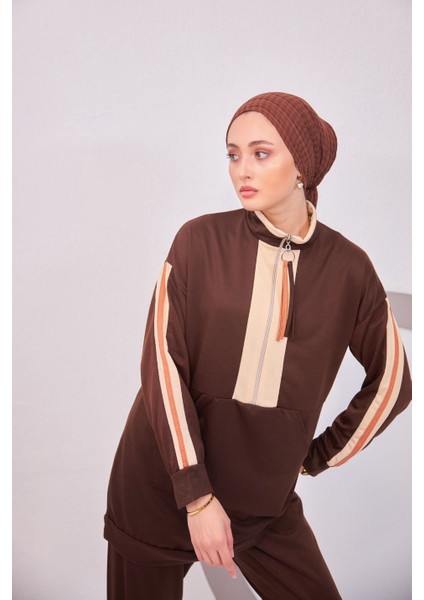 Kahverengi Balıkçı Fermuarlı Yaka Orta Kalınlıkta Kanguru Cep Detaylı Penye Tunikli Eşofman Takımı fiyatları
